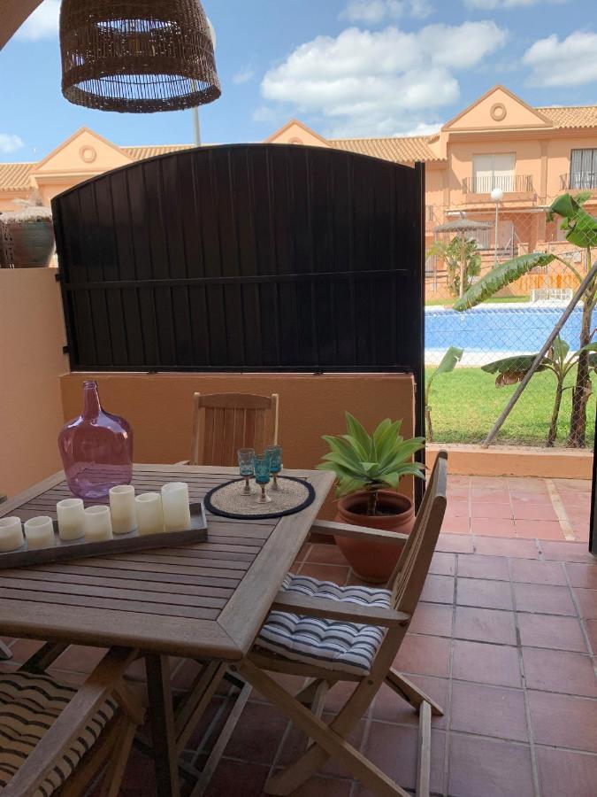 Apartamento Residencial Al Andalus 117, La Barrosa, Chiclana, Incluye parking a unos metros del mar Chiclana de la Frontera Exterior foto